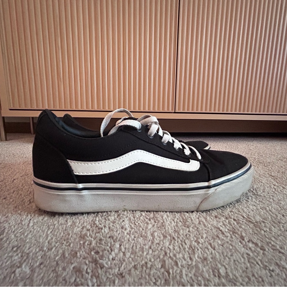 Women’s Classic Vans